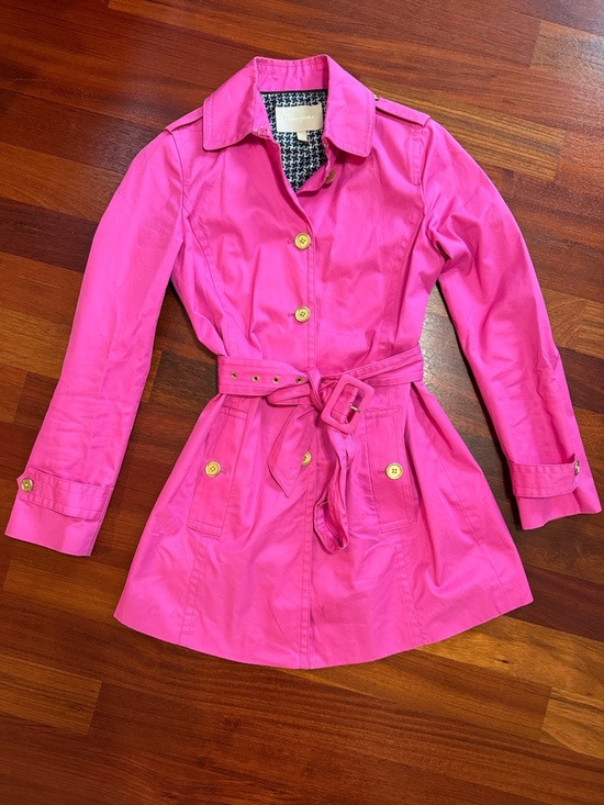 Banana Republic Jackets & Blazers - Banana Republic Pink Trench Coat